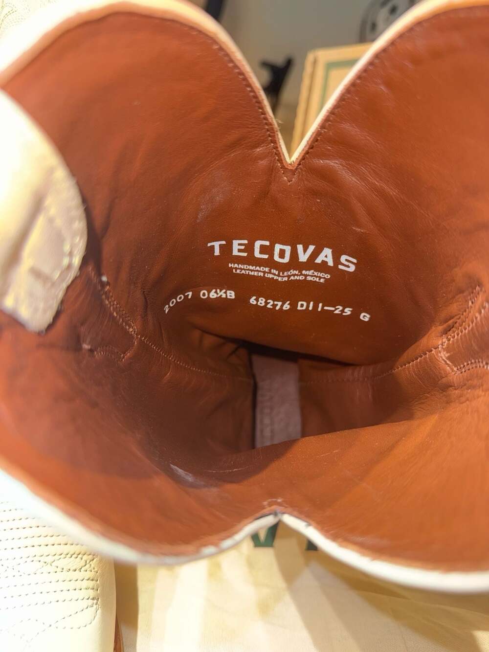 Tecovas The Annie Snip Toe Cowgirl Boots in Bone Sz 6,5 reg - Picture 8 of 10